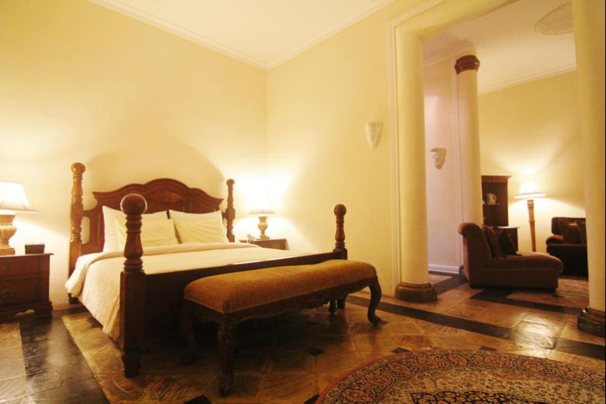 Sarasvati Borobudur 3*