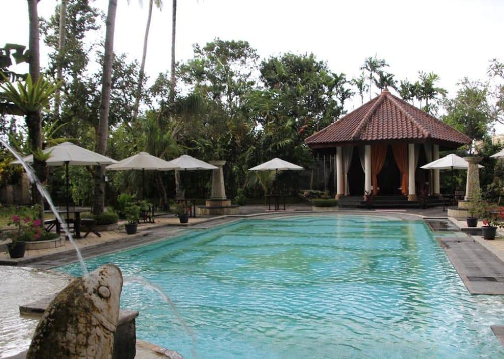 Hotel Sarasvati Borobudur Magelang